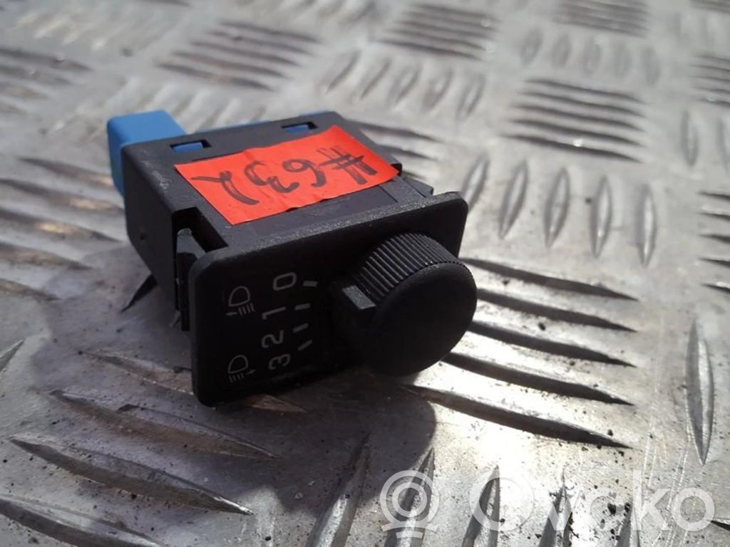 Headlight level height control switch   2202,2202