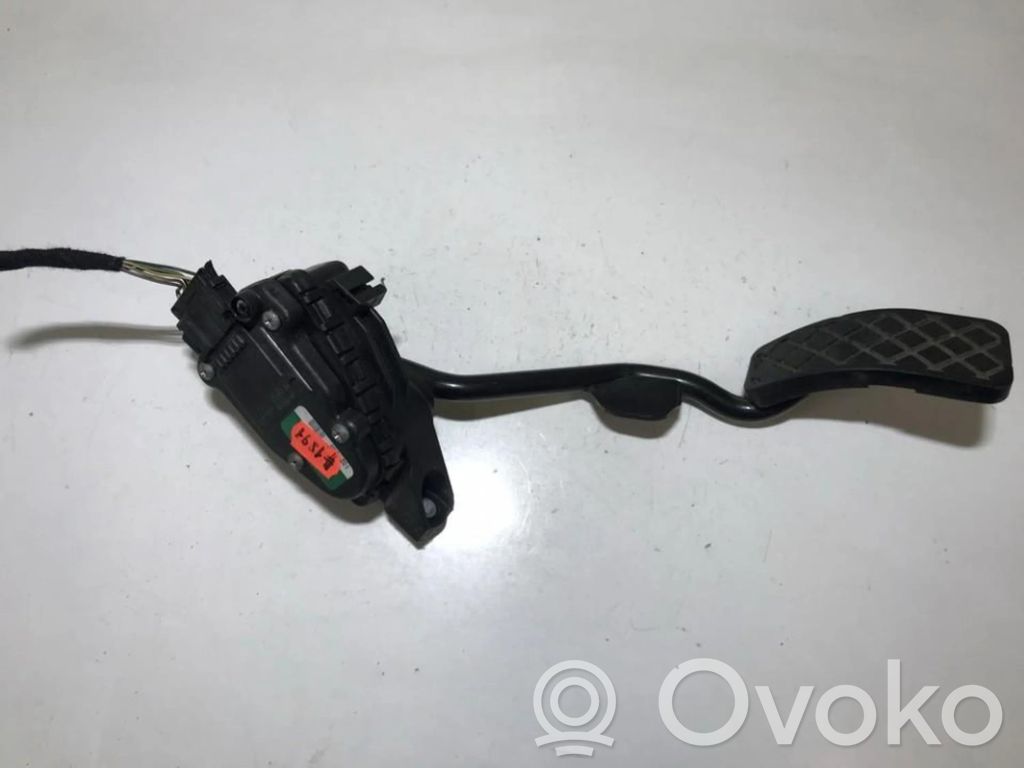 Audi A4 S4 B6 8E 8H Pedał gazu / przyspieszenia 