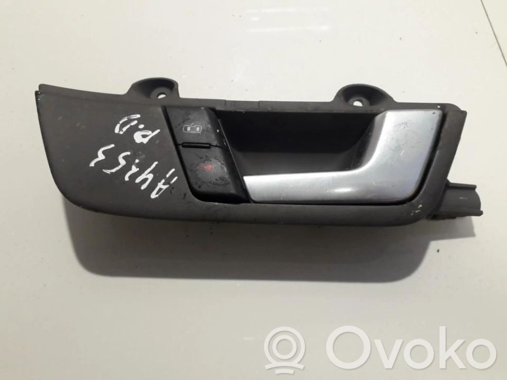 Manecilla interna puerta delantera   8E2837020F,8E2837020F