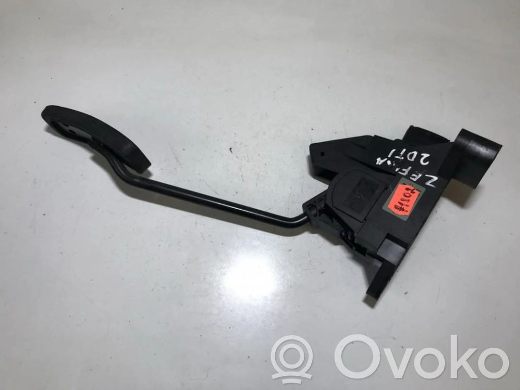 Opel Zafira A Gaspedal 