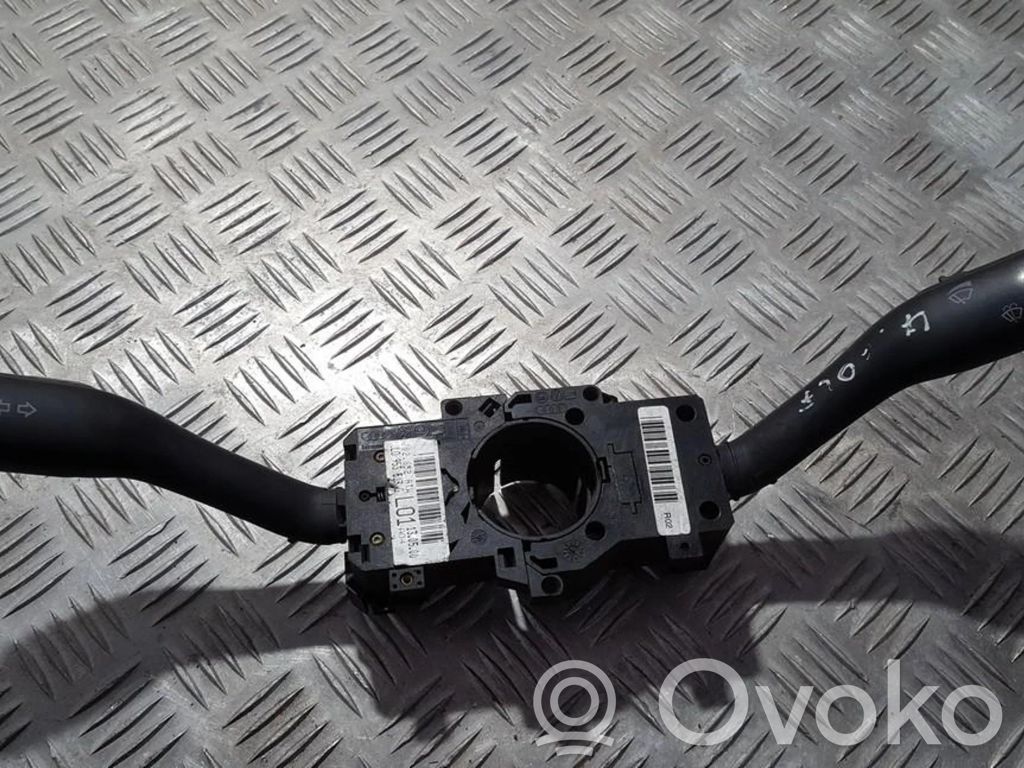 Volkswagen Golf IV Bloc semnalizator și ștergător parbriz