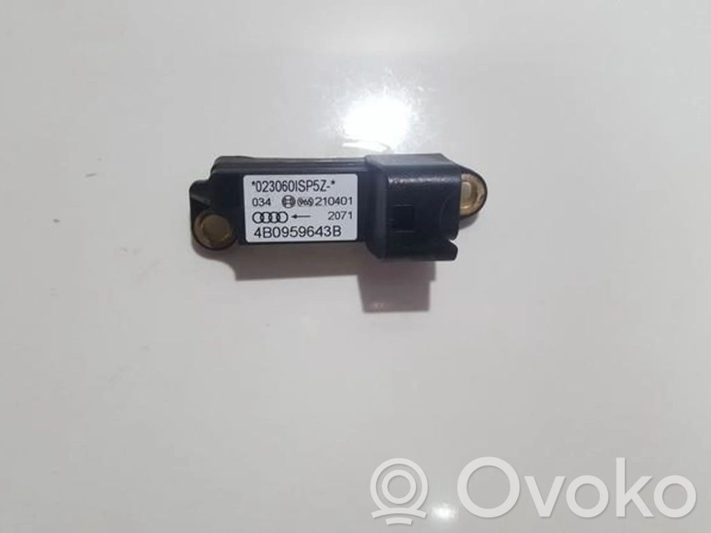 Audi A6 S6 C5 4B Senzor impact/declanșare airbag