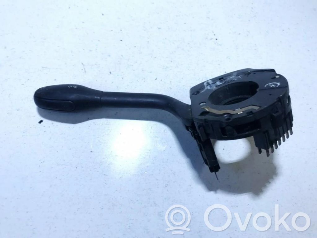 Volkswagen Golf III Manetă semnalizator 