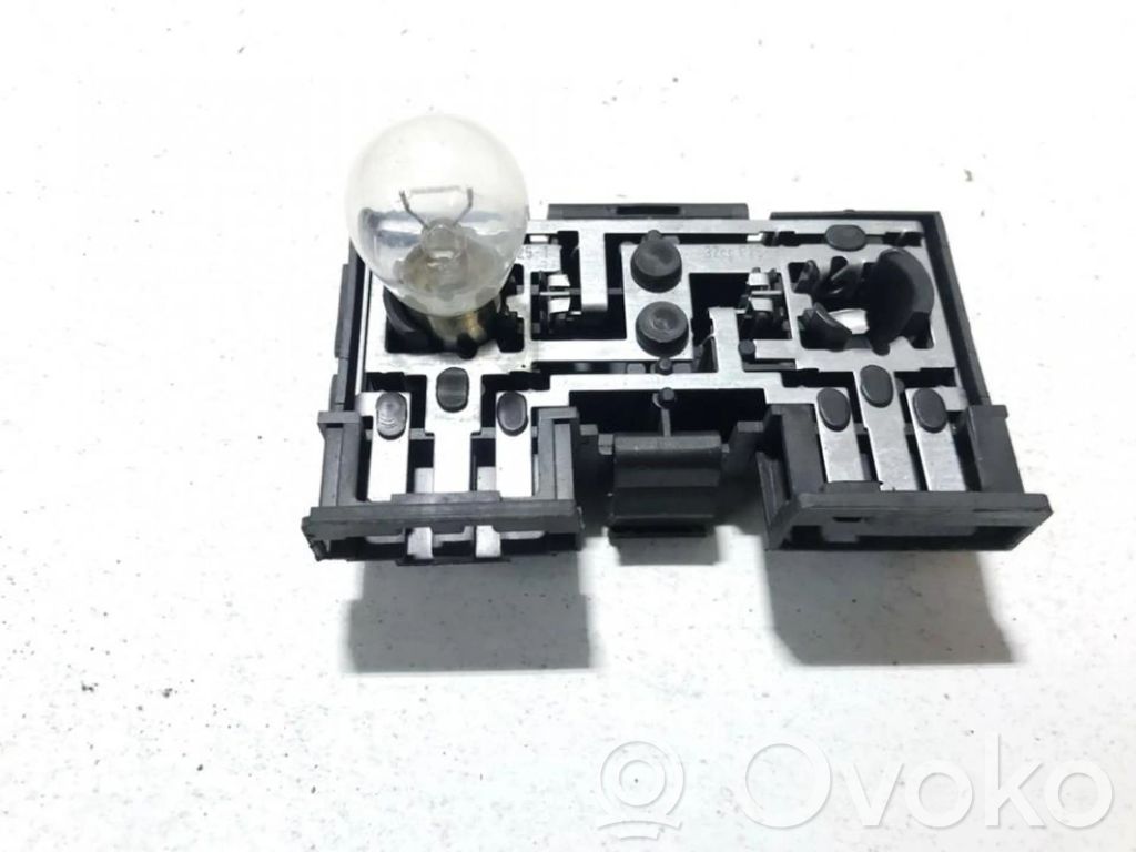 Volkswagen PASSAT B3 Portalampada fanale posteriore
