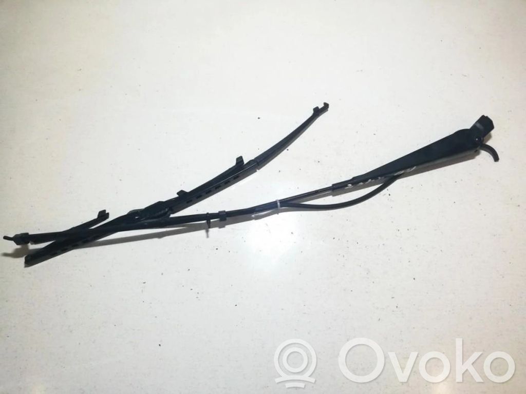 Peugeot 405 Ramię wycieraczki szyby przedniej / czołowej 