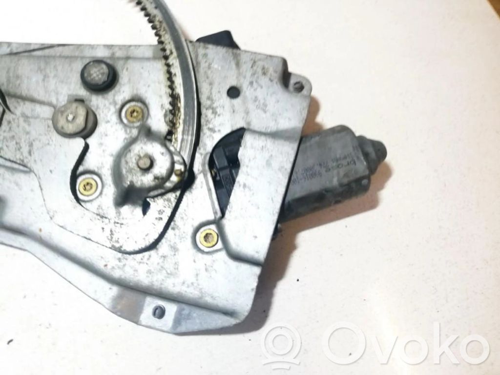 Opel Omega B2 Motor del regulador de la ventanilla de la puerta delantera 