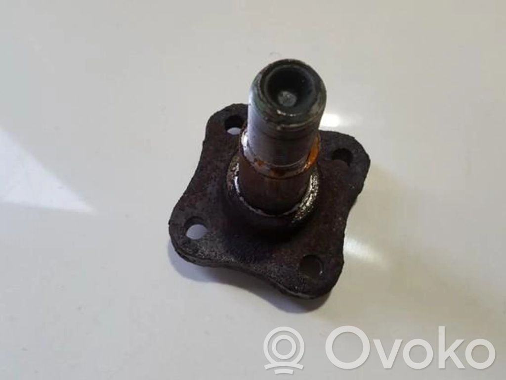 Nissan Note (E11) Fus roată spate 