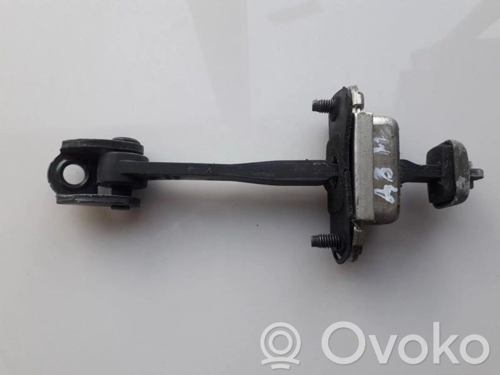 Ford Mondeo MK II Ogranicznik drzwi 
