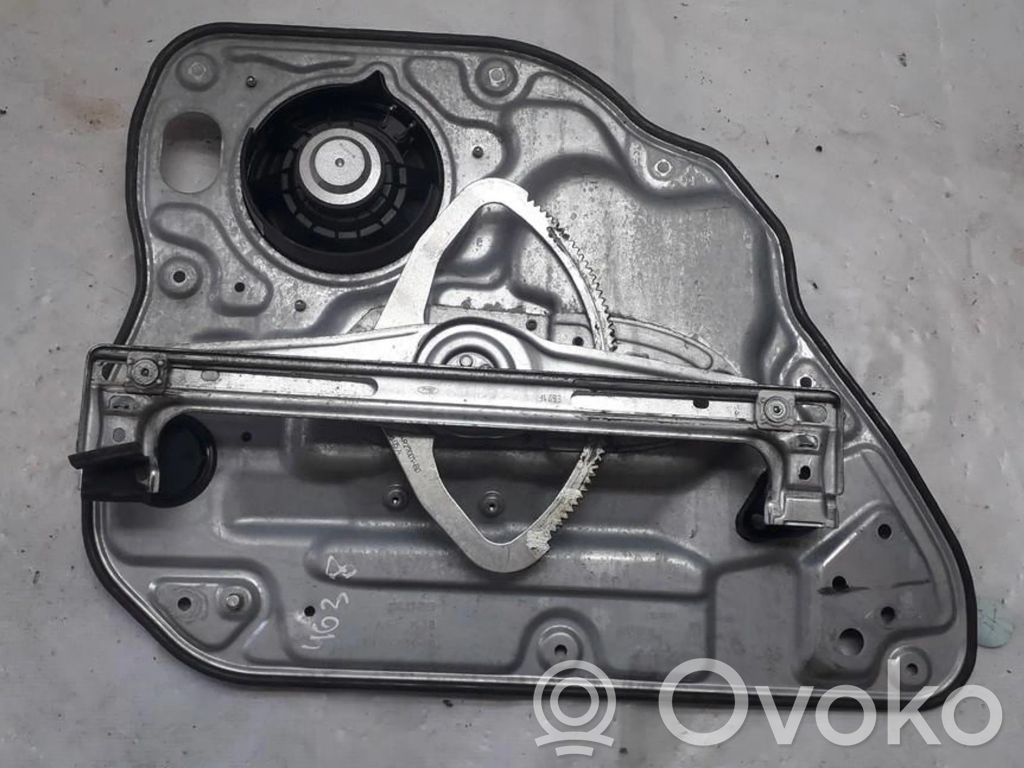 Volvo S40 Regulador con motor de la ventanilla de la puerta corredera