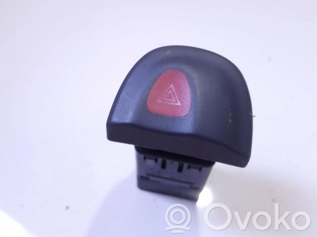 Renault Megane I Botón interruptor de luz de peligro 