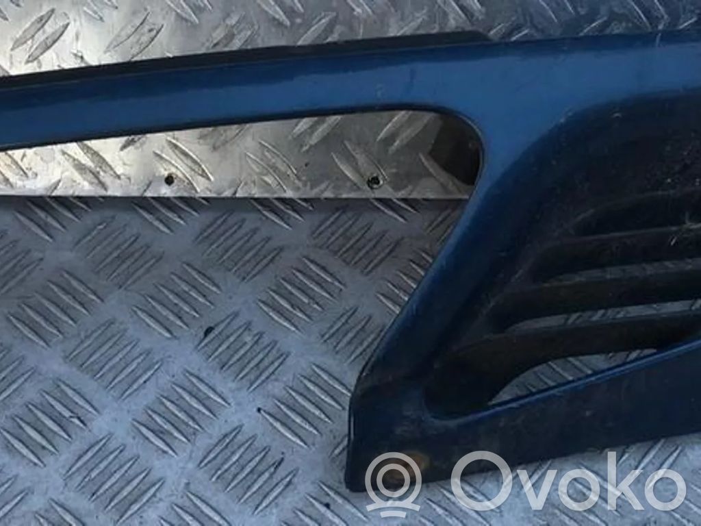 Renault Megane I Mascherina inferiore del paraurti anteriore