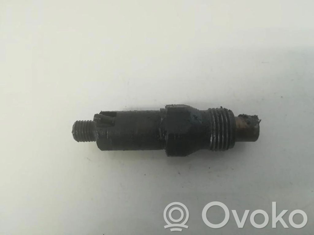 Inyector de combustible   LCR6735401D,LCR6735401D