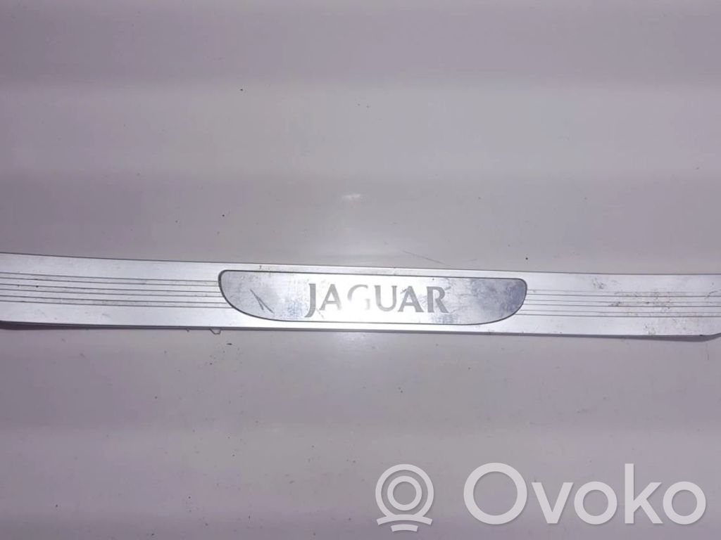 Jaguar S-Type Capac prag față
