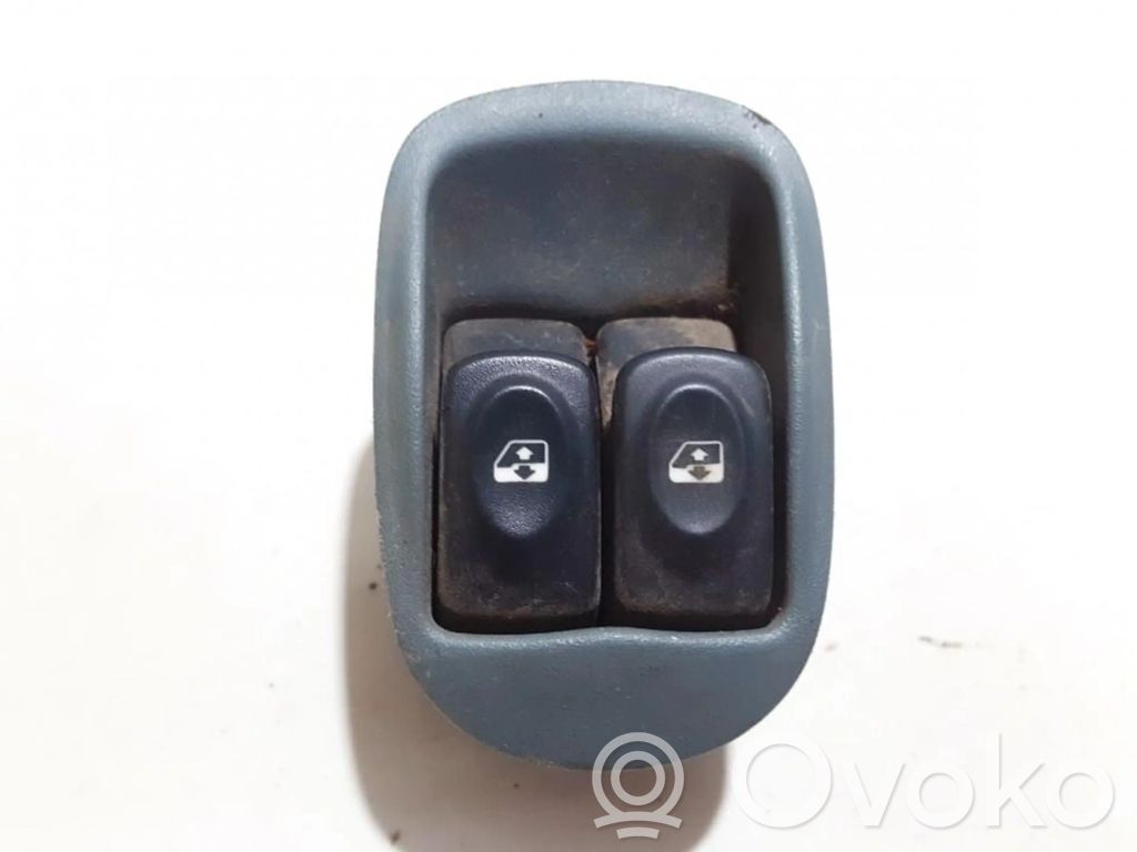 Renault Scenic I Interruttore di controllo dell’alzacristalli elettrico