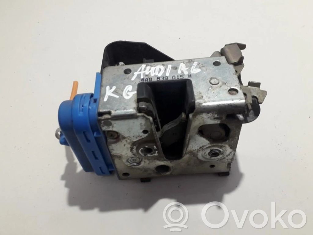 Audi A4 S4 B5 8D Serratura portiera posteriore 