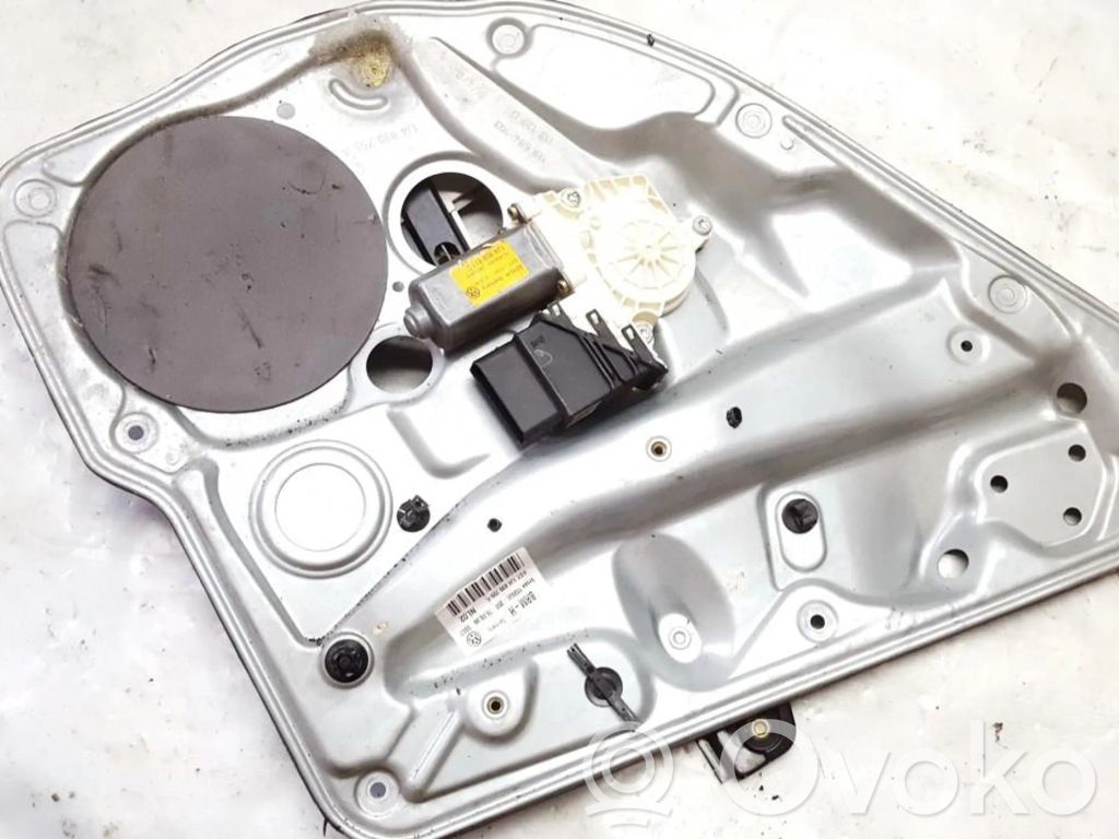 Volkswagen Golf IV Motor macara geam ușă spate 