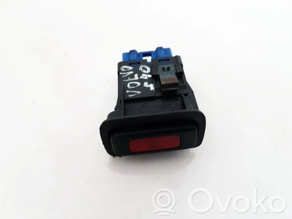 Botón interruptor de luz de peligro   50367,50367