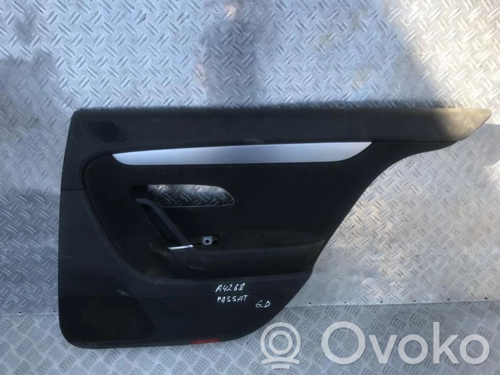 Volkswagen PASSAT CC Boczki / Poszycie drzwi tylnych 