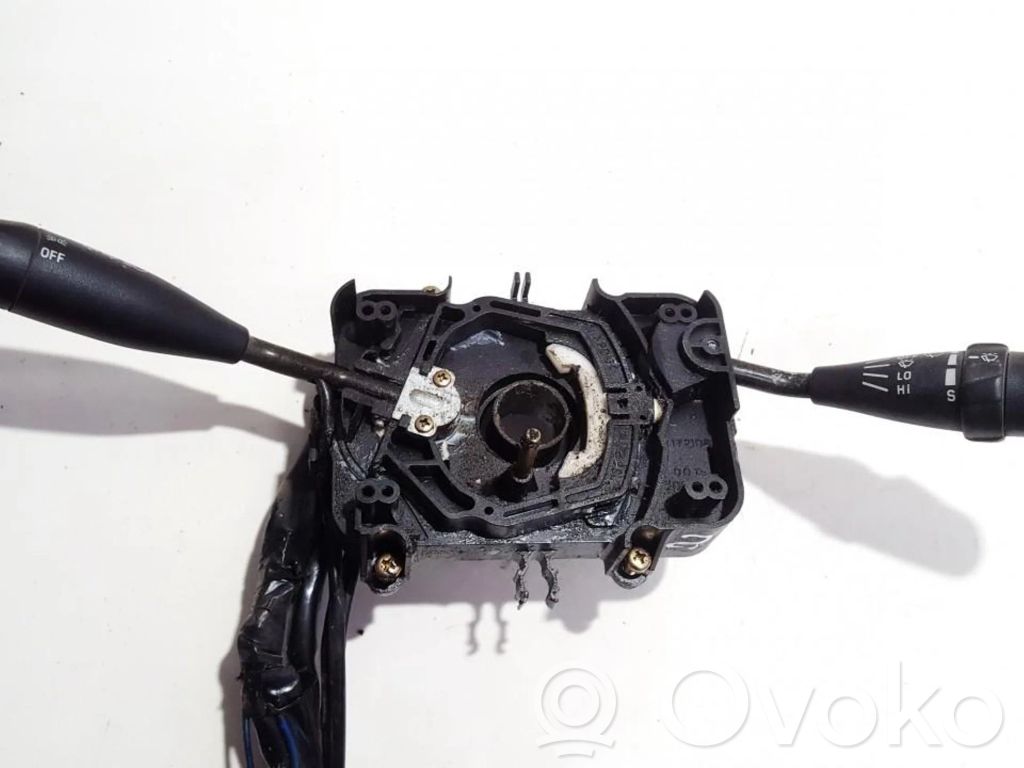 Opel Monterey Interruptor/palanca de limpiador de luz de giro 
