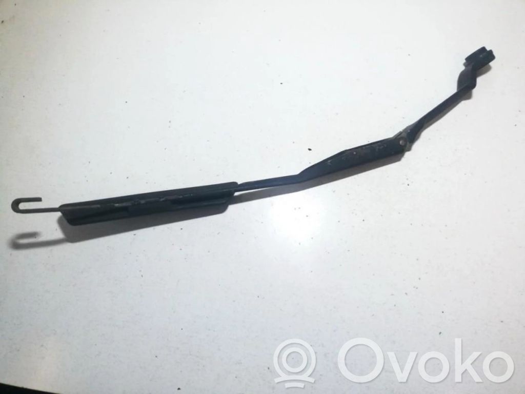 Mazda Xedos 6 Brazo del limpiaparabrisas delantero 
