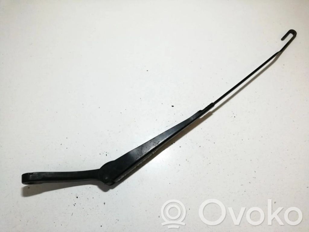 Ford Mondeo Mk III Braccio della spazzola tergicristallo anteriore 