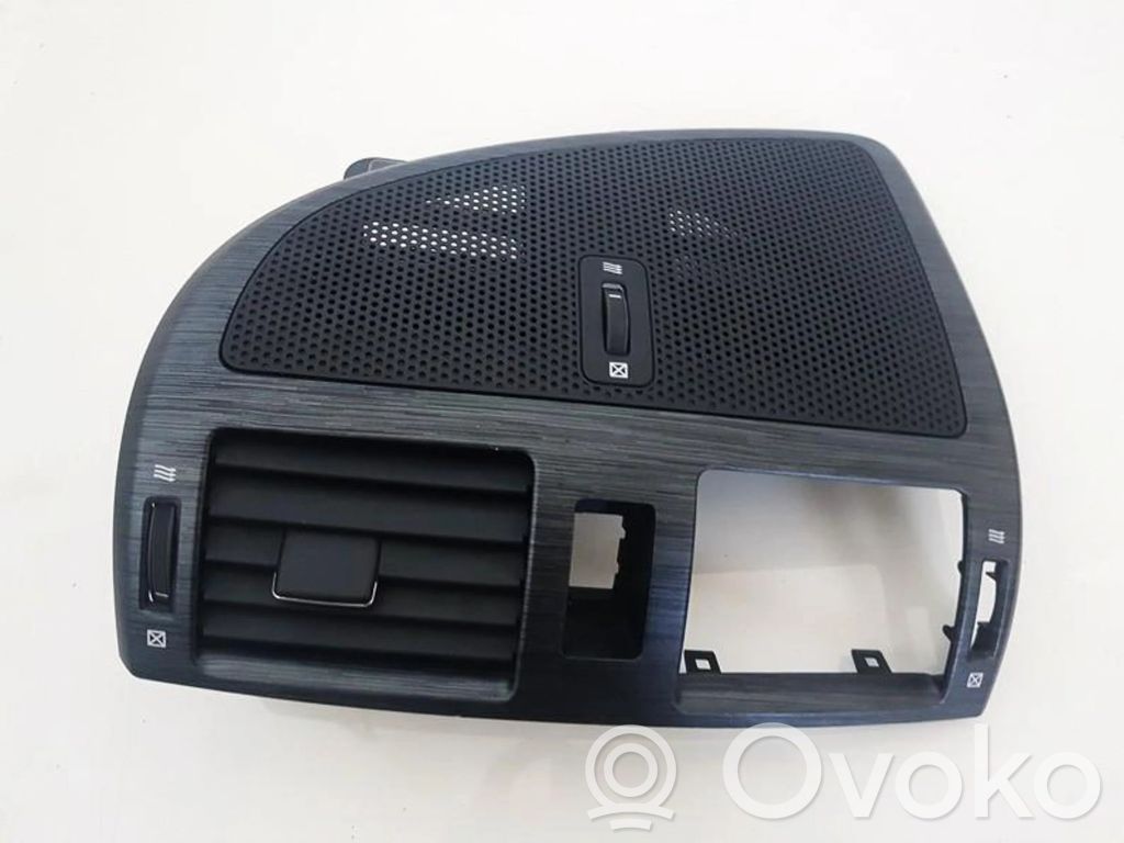 Toyota Avensis T270 Grilă ventilație centrală 