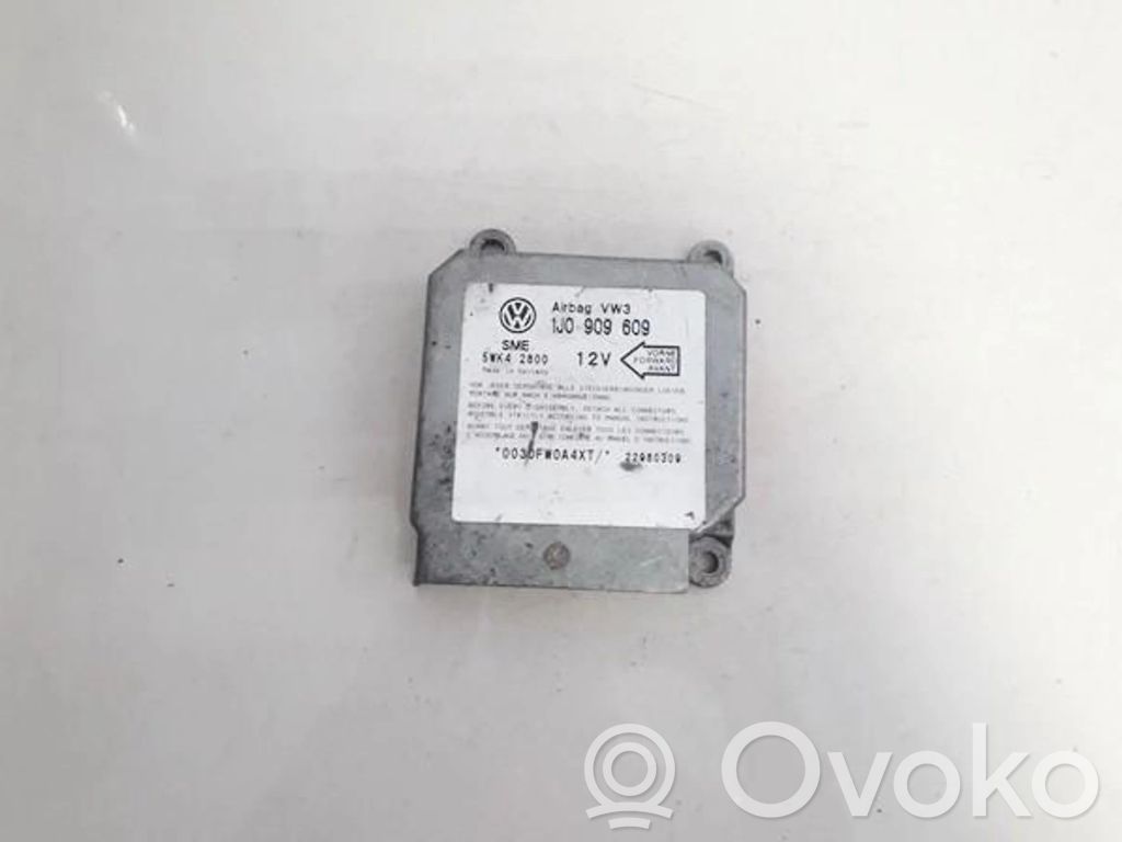 Volkswagen Golf IV Unitate/modul de comandă airbaguri 