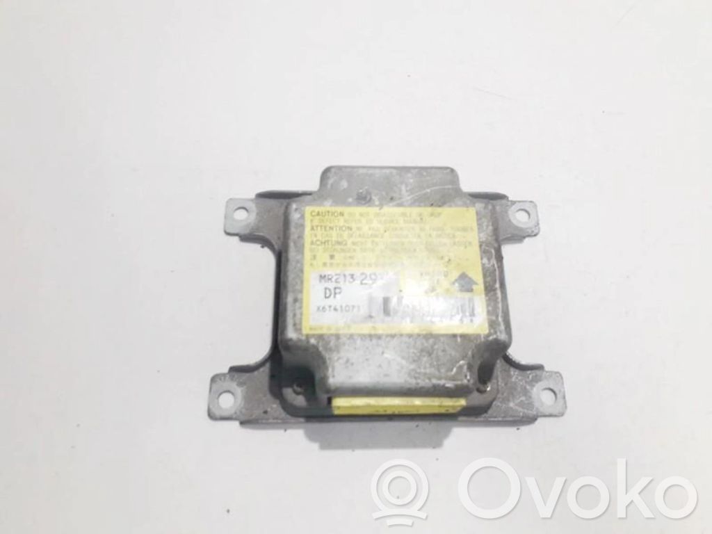 Mitsubishi Galant Sterownik / Moduł Airbag 