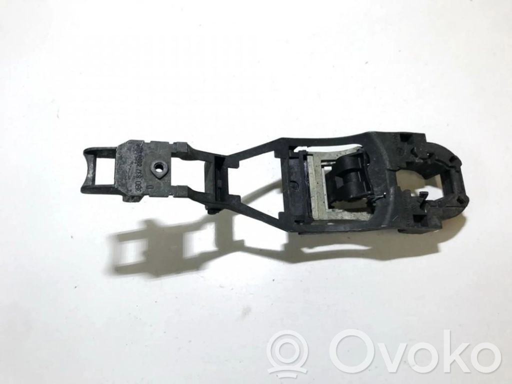 Volkswagen PASSAT B5 Maniglia esterna per portiera anteriore