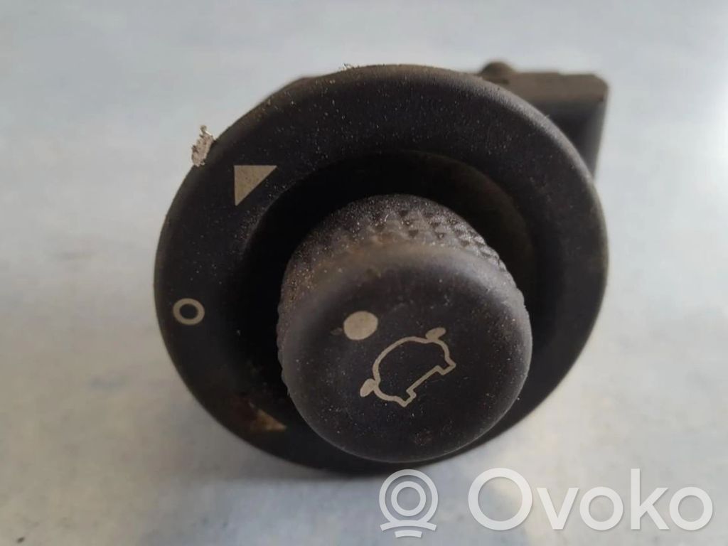 Interruttore specchietto retrovisore   93BG17B676BA,K808X,93BG17B676BA,K808X
