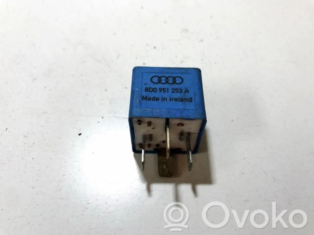 Otros relés   8D0951253A,899313000,899313000,8D0951253A