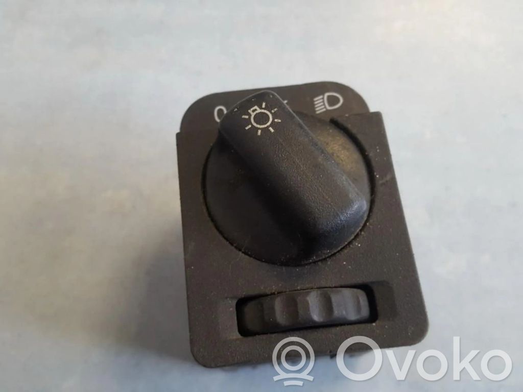 Opel Vectra A Interruttore luci 