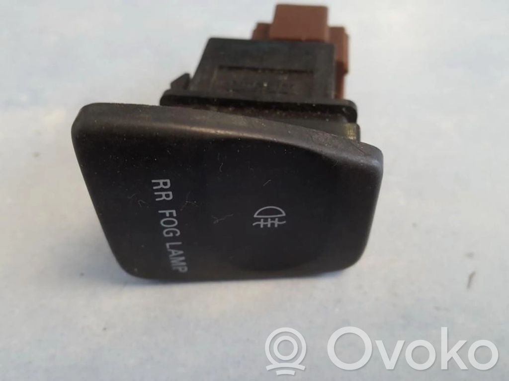Interruptor de luz antiniebla