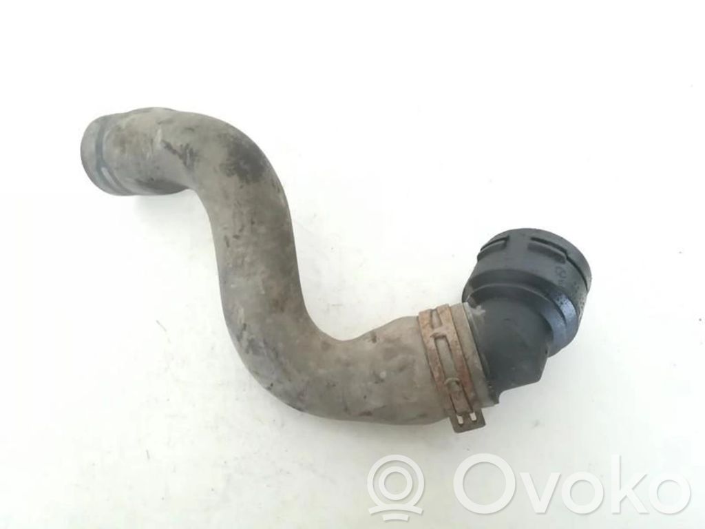 Volkswagen Golf IV Tubo flessibile del liquido di raffreddamento del motore 