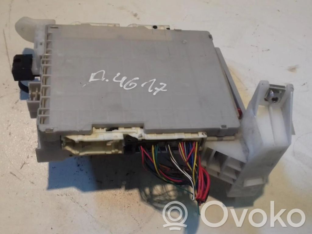 Toyota Prius (XW30) Module confort