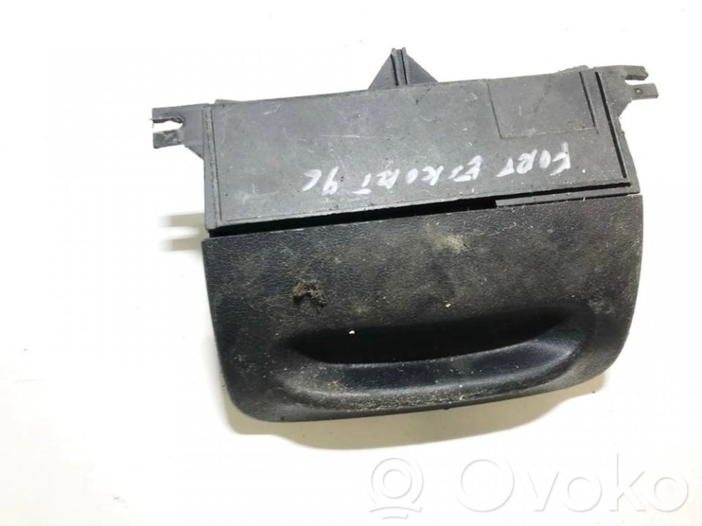 Ford Escort Aschenbecher 