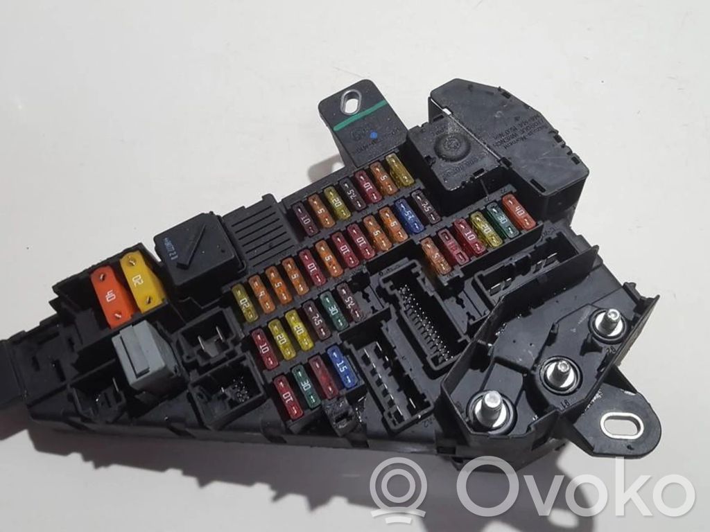 BMW 5 E60 E61 Juego de caja de fusibles 