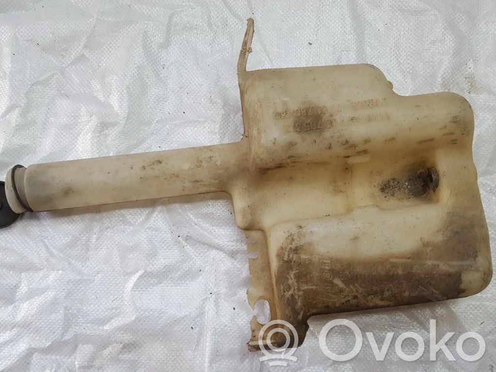 Renault 19 Tuulilasinpesimen nestesäiliö