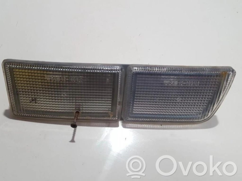 Volkswagen Golf III Odblask przedni 