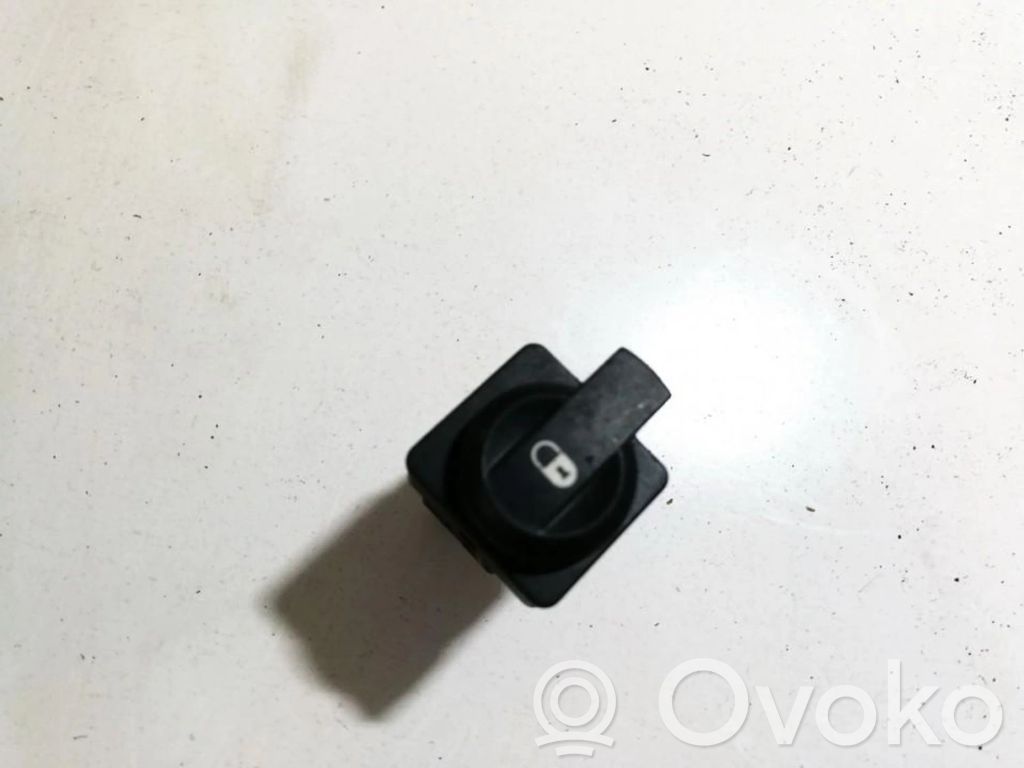 Botón interruptor de bloqueo de puertas   96476626XT,96476626XT