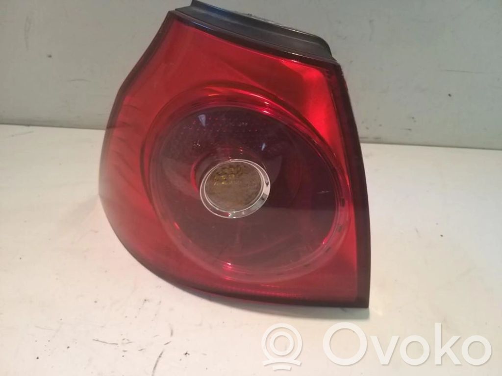Volkswagen Golf V Lampă spate în caroserie