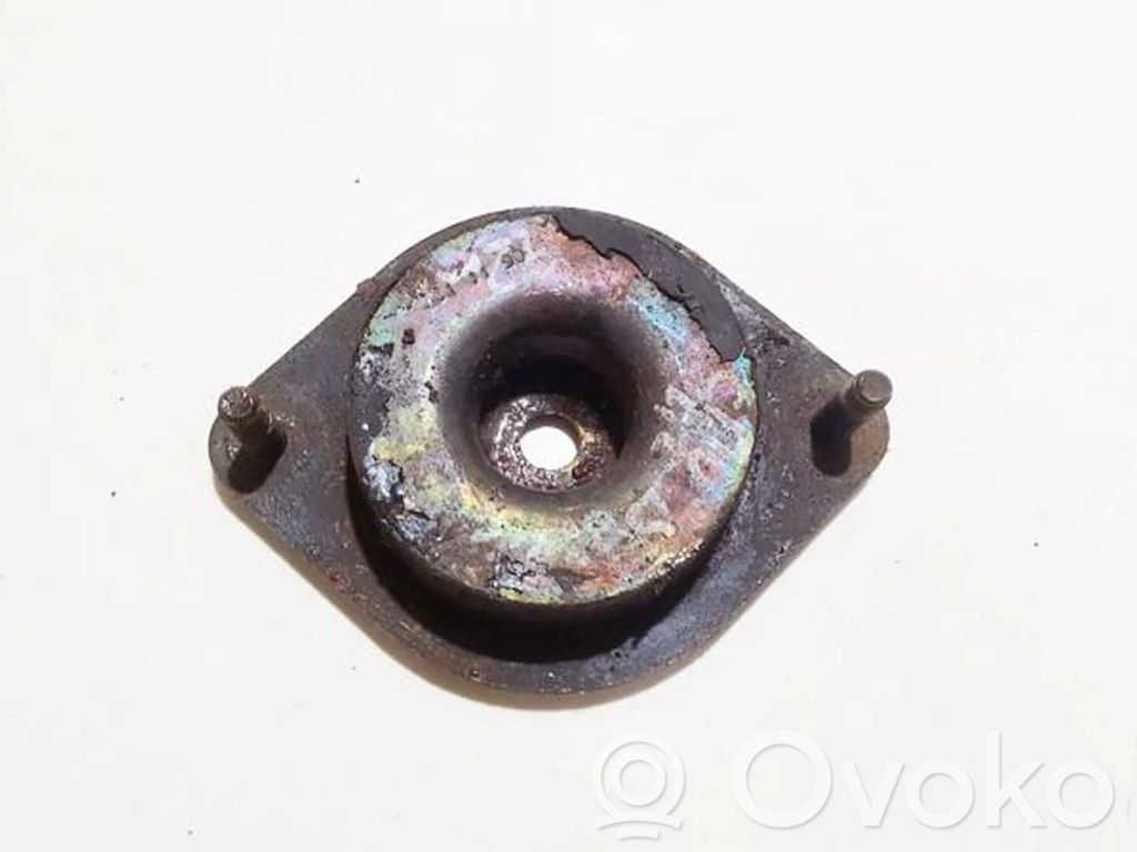 Renault Clio I Engine mount bracket 