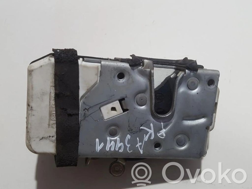 Saab 9-5 Priekšpusē slēdzene 