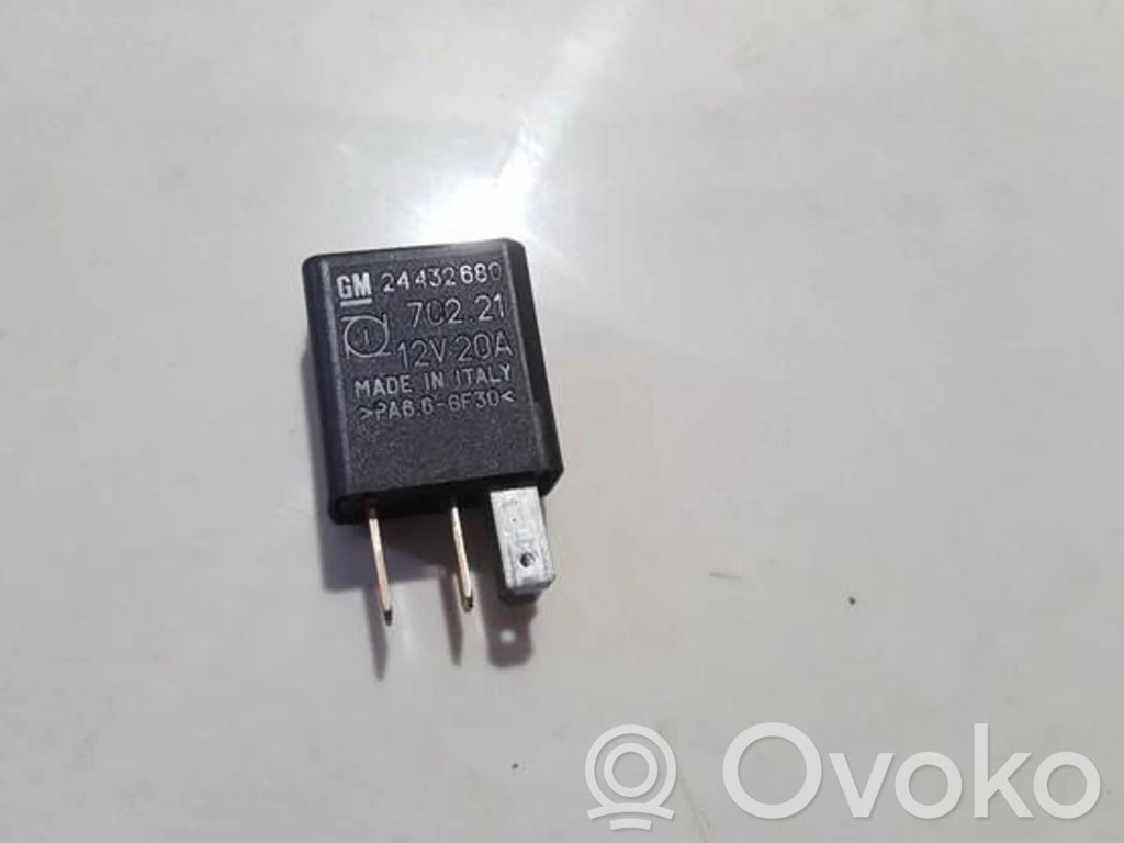Opel Vectra B Alte relee 