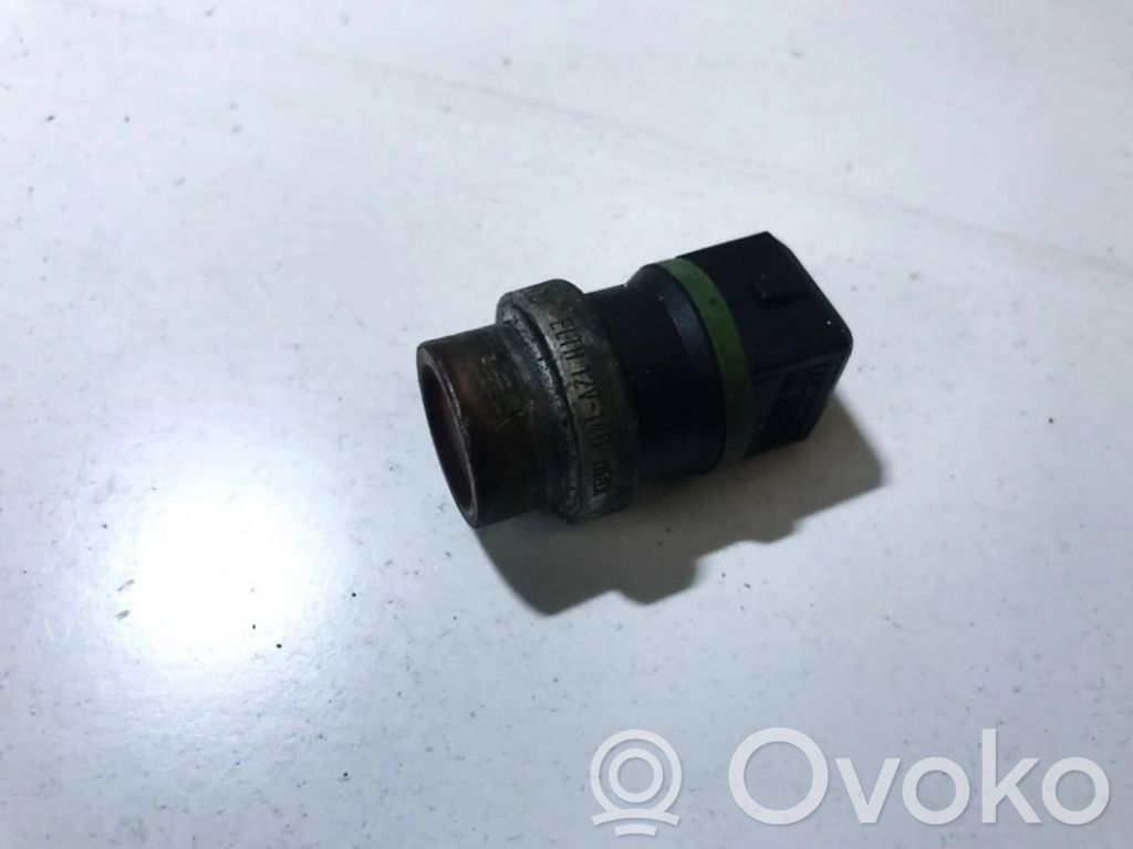 Volkswagen PASSAT B4 Czujnik temperatury płynu chłodzącego 