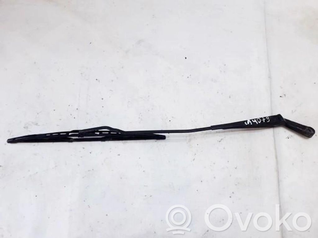 Volkswagen Golf III Ramię wycieraczki szyby przedniej / czołowej 