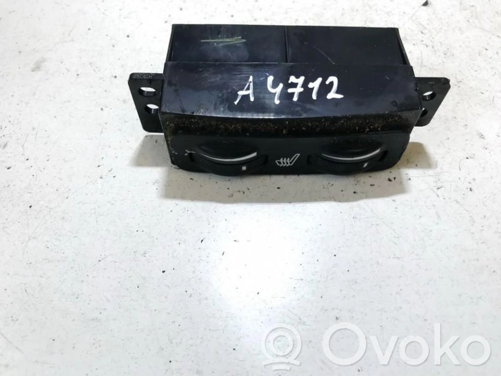 Toyota Avensis T250 Interruttore riscaldamento sedile 