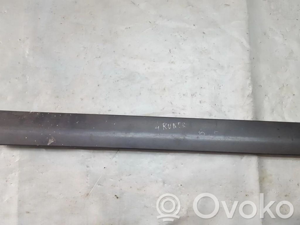 Mitsubishi Space Runner Mască ușă spate (turnată)