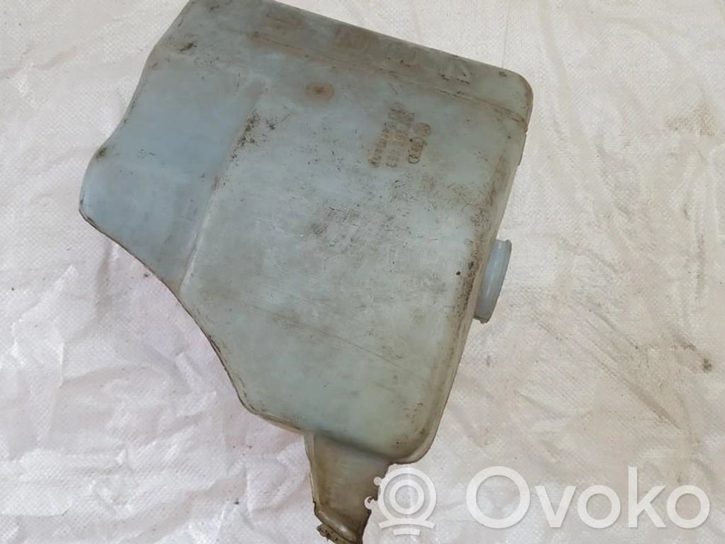 Volkswagen PASSAT B3 Wischwasserbehälter 