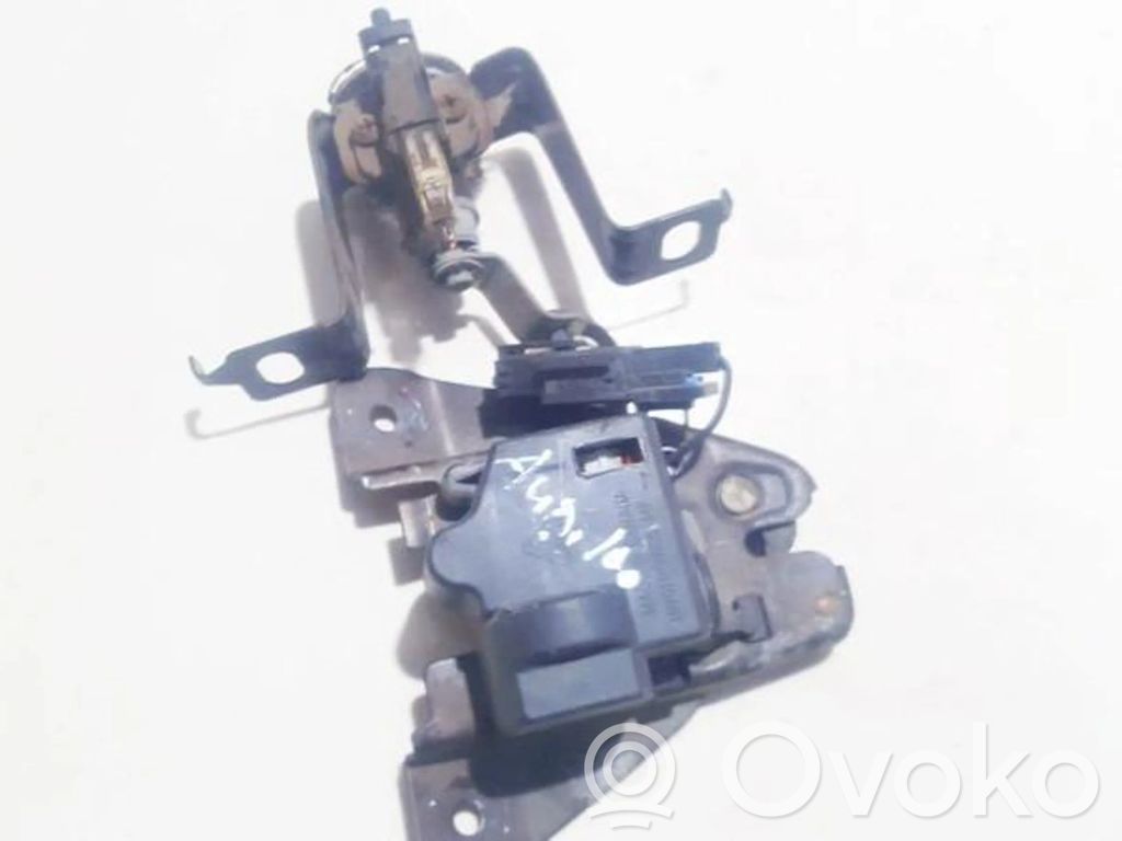 Audi 100 200 5000 C3 Zamek klapy tylnej / bagażnika 